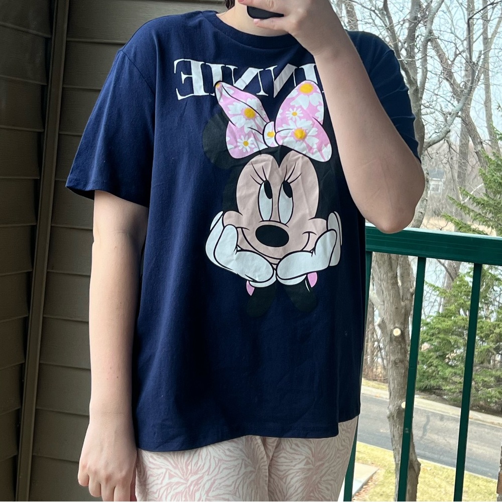 🆕🦋 Disney Minnie Mouse Graphic T-Shirt Navy Blue Short Sleeve Tee Size XL Casual - Picture 3 of 7